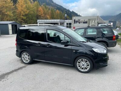 Ford Tourneo Courier Gebrauchtwagen