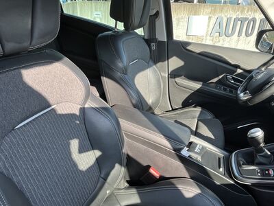 Renault Scénic Gebrauchtwagen Renault Scénic Gebrauchtwagen