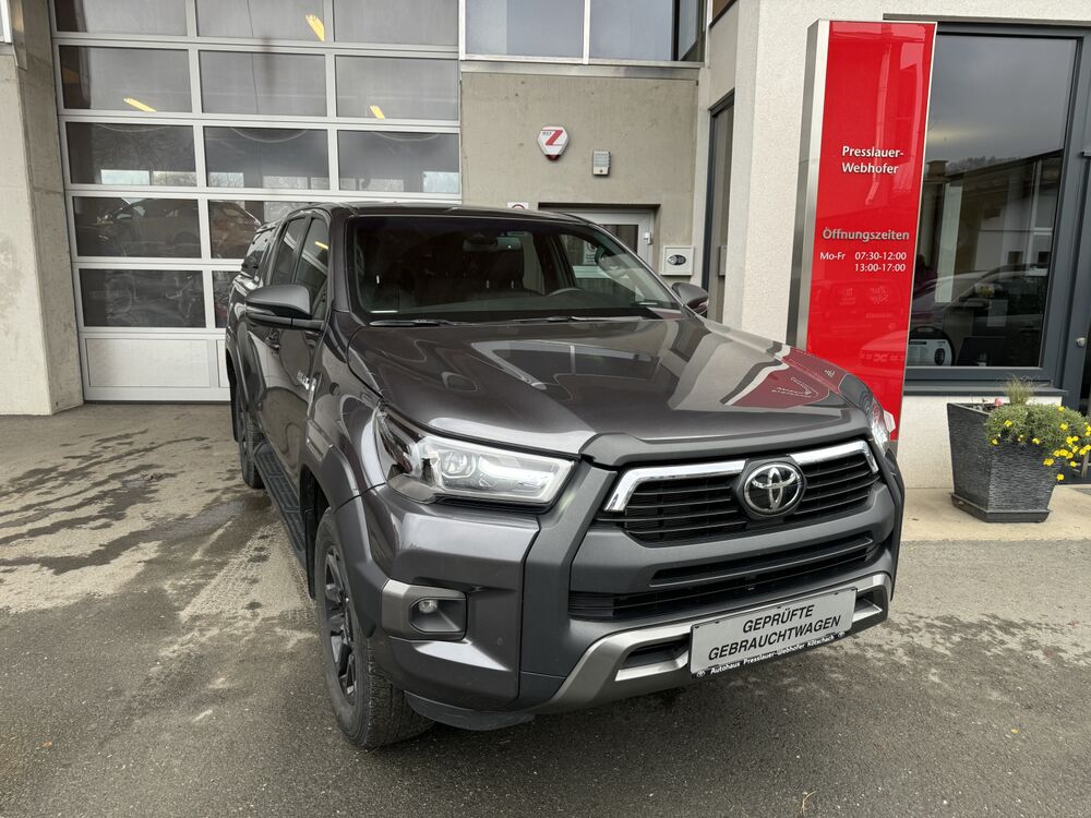 Toyota Hilux Double Cab Invincible 4x4