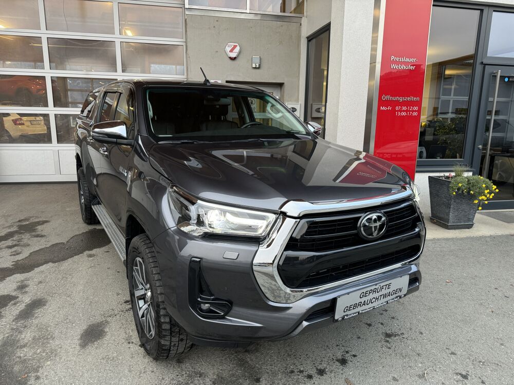 Toyota Hilux Double Cab Lounge 4x4