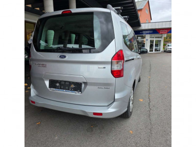 Ford Tourneo Courier Gebrauchtwagen