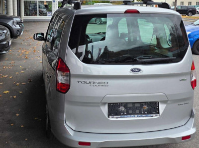 Ford Tourneo Courier Gebrauchtwagen