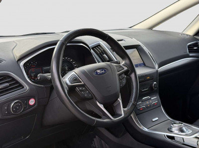 Ford S-MAX Gebrauchtwagen