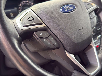 Ford S-MAX Gebrauchtwagen