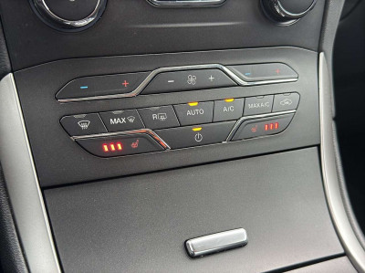 Ford S-MAX Gebrauchtwagen