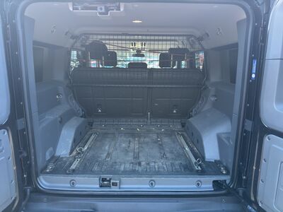 Ineos Grenadier Jahreswagen