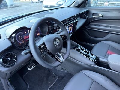 Alfa Romeo Junior Vorführwagen