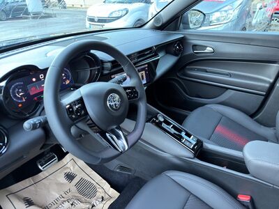 Alfa Romeo Junior Vorführwagen