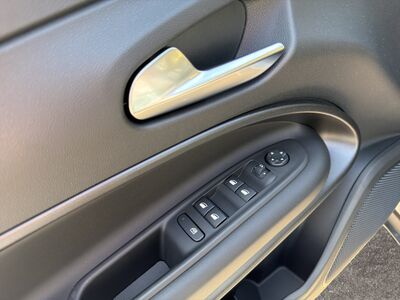 Jeep Avenger Tageszulassung