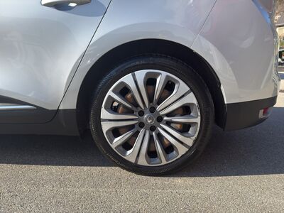 Renault Scénic Gebrauchtwagen Renault Scénic Gebrauchtwagen