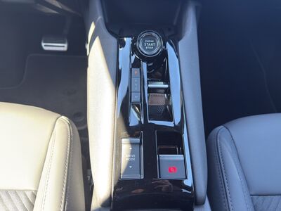 Alfa Romeo Junior Vorführwagen