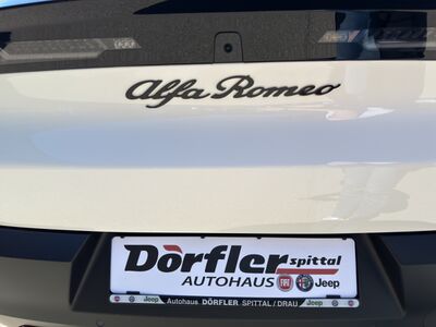 Alfa Romeo Junior Vorführwagen