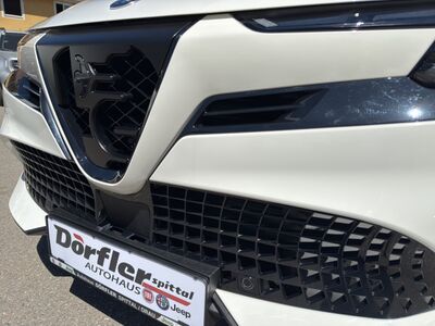 Alfa Romeo Junior Vorführwagen