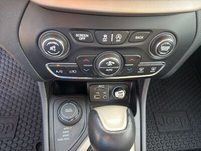 Jeep Cherokee Gebrauchtwagen Jeep Cherokee Gebrauchtwagen