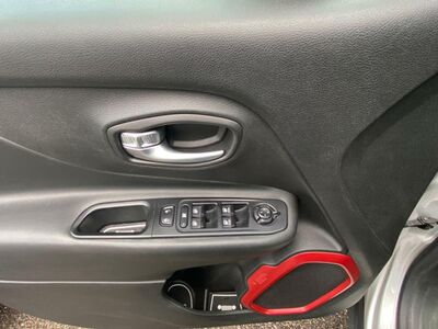 Jeep Renegade Gebrauchtwagen Jeep Renegade Gebrauchtwagen