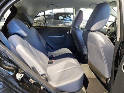 Peugeot iOn Gebrauchtwagen