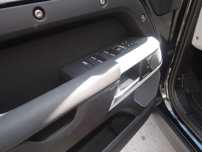 Land Rover Defender Jahreswagen Land Rover Defender Jahreswagen