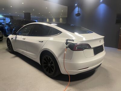 Tesla Model 3 Gebrauchtwagen