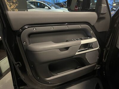 Land Rover Defender Gebrauchtwagen