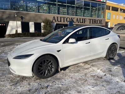 Tesla Model 3 Gebrauchtwagen