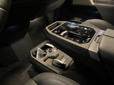 BMW iX Gebrauchtwagen