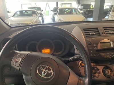 Toyota RAV4 Gebrauchtwagen Toyota RAV4 Gebrauchtwagen