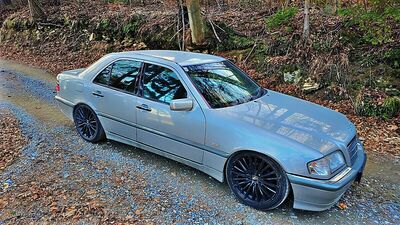 Mercedes-Benz W123/C/S123/T123 (E-Klasse 200-300) Gebrauchtwagen