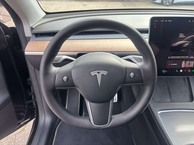 Tesla Model Y Gebrauchtwagen Tesla Model Y Gebrauchtwagen