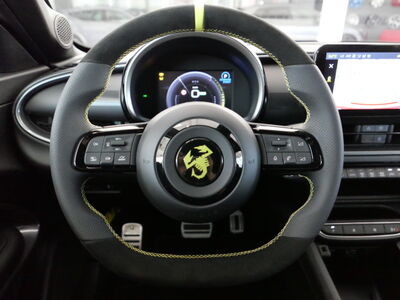 Abarth 600e Neuwagen Abarth 600e Neuwagen