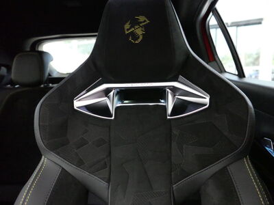 Abarth 600e Neuwagen Abarth 600e Neuwagen