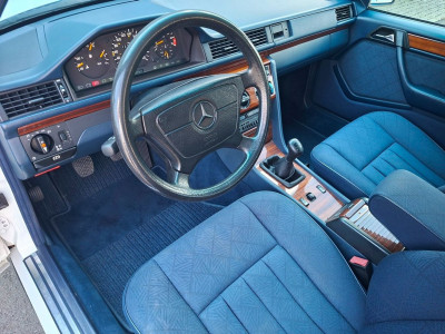 Mercedes-Benz 220 Gebrauchtwagen Mercedes-Benz 220 Gebrauchtwagen