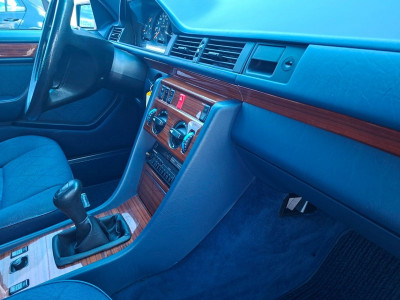 Mercedes-Benz 220 Gebrauchtwagen Mercedes-Benz 220 Gebrauchtwagen