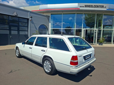 Mercedes-Benz 220 Gebrauchtwagen Mercedes-Benz 220 Gebrauchtwagen