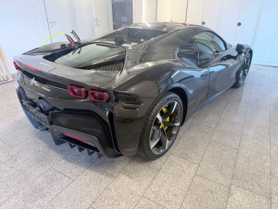 Ferrari SF90 Gebrauchtwagen Ferrari SF90 Gebrauchtwagen