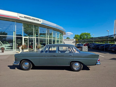 Mercedes-Benz 220 Gebrauchtwagen Mercedes-Benz 220 Gebrauchtwagen