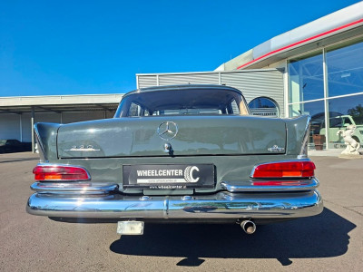 Mercedes-Benz 220 Gebrauchtwagen Mercedes-Benz 220 Gebrauchtwagen
