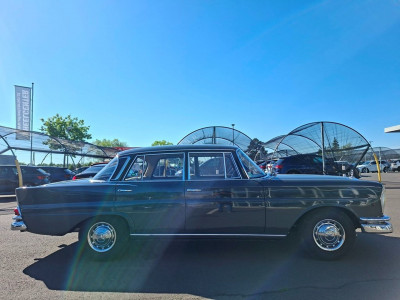 Mercedes-Benz 220 Gebrauchtwagen Mercedes-Benz 220 Gebrauchtwagen
