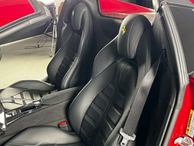 Ferrari 812 Gebrauchtwagen