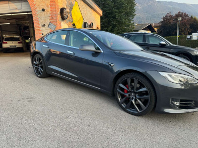 Tesla Model S Gebrauchtwagen