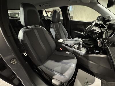 Peugeot 2008 Gebrauchtwagen Peugeot 2008 Gebrauchtwagen