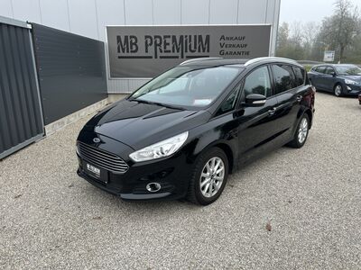 Ford S-MAX Gebrauchtwagen