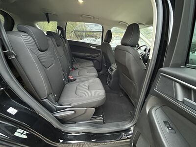 Ford S-MAX Gebrauchtwagen