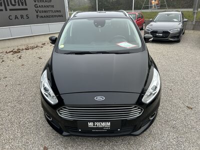 Ford S-MAX Gebrauchtwagen