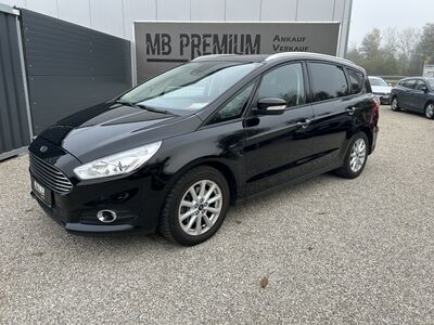 Ford S-MAX Gebrauchtwagen