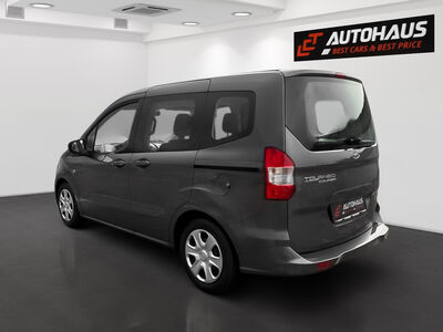 Ford Tourneo Courier Gebrauchtwagen