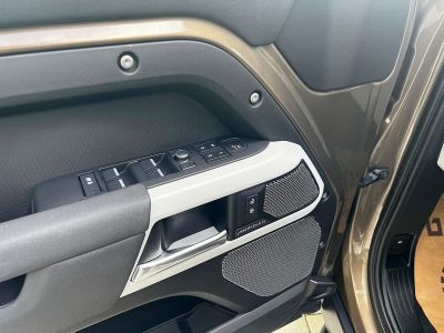 Land Rover Defender Gebrauchtwagen