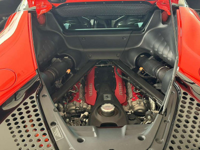 Ferrari SF90 Gebrauchtwagen
