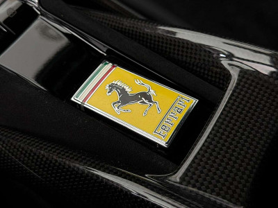 Ferrari SF90 Gebrauchtwagen