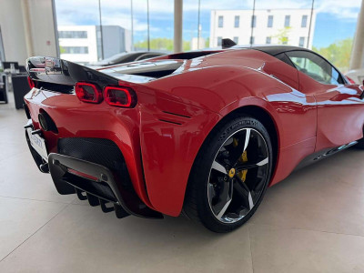 Ferrari SF90 Gebrauchtwagen