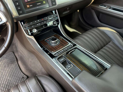 Jaguar XF Gebrauchtwagen